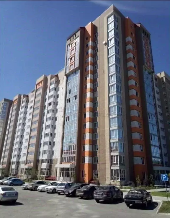 3-к кв. Алтайский край, Барнаул ул. Антона Петрова, 221Г (71.0 м) - Фото 1