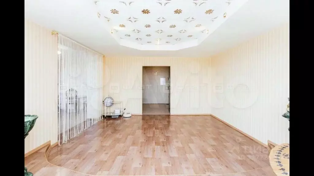 3-к кв. Татарстан, Казань ул. Масгута Латыпова, 34 (100.5 м) - Фото 0