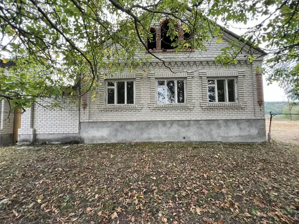 Дом в Средний Урух, улица Коста Хетагурова, 21 (218 м) - Фото 0