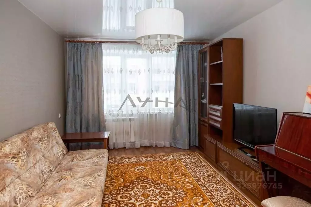 3-к кв. Татарстан, Набережные Челны ул. Шамиля Усманова, 2 (65.1 м) - Фото 1