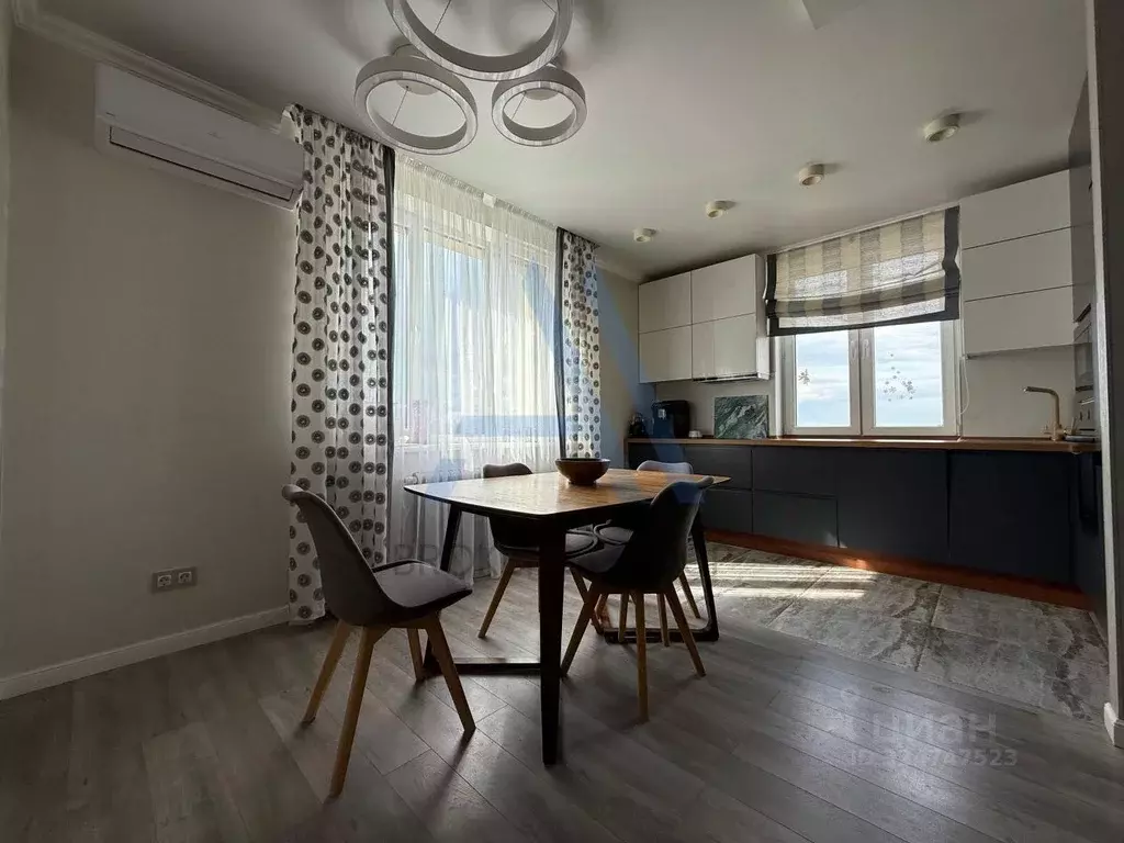 3-к кв. Татарстан, Казань Комсомольская ул., 1 (70.1 м) - Фото 2