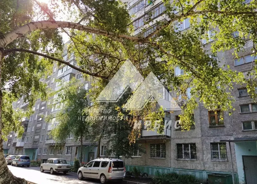 2-к кв. Алтайский край, Барнаул ул. 50 лет СССР, 27А (43.0 м) - Фото 0