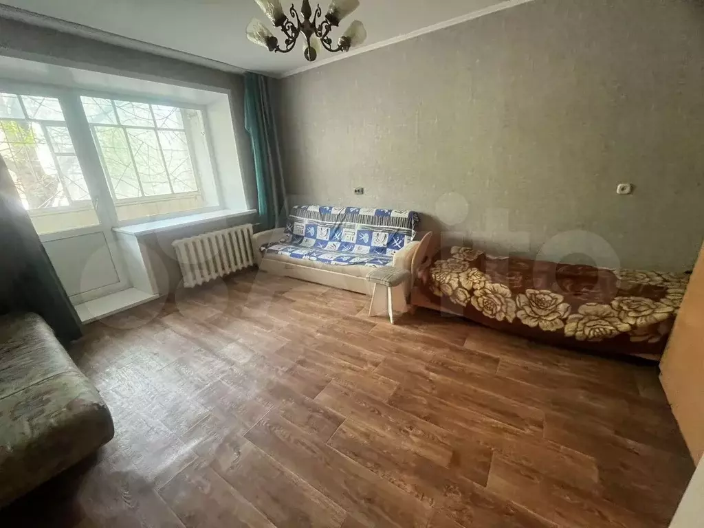 2-к. квартира, 60 м, 1/9 эт. - Фото 1