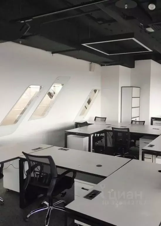 Офис в Москва Поклонная ул., 3 (975 м) - Фото 0