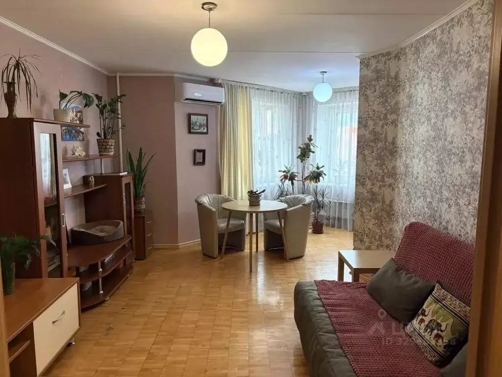 2-к кв. Свердловская область, Екатеринбург ул. Репина, 107 (62.0 м) - Фото 1
