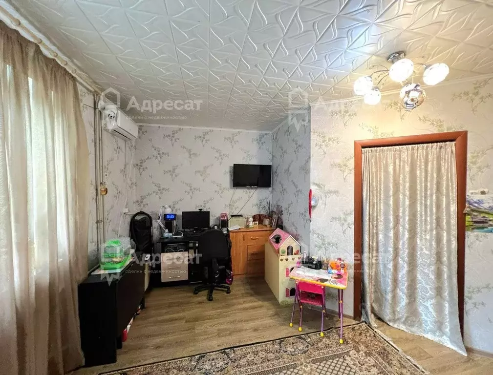 1-к кв. Волгоградская область, Волгоград ул. Милиционера Буханцева, 42 ... - Фото 1