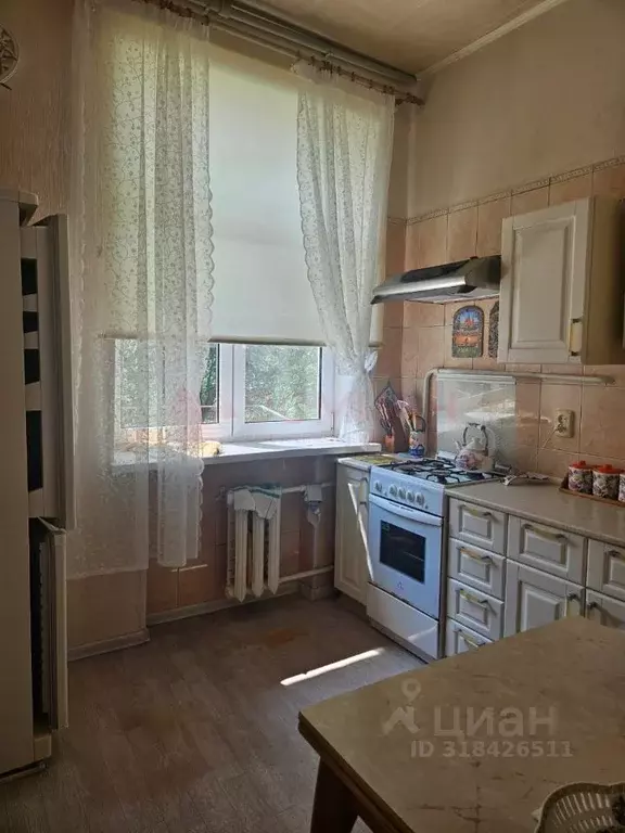 3-к кв. Ростовская область, Новочеркасск ул. Свободы (65.0 м) - Фото 0