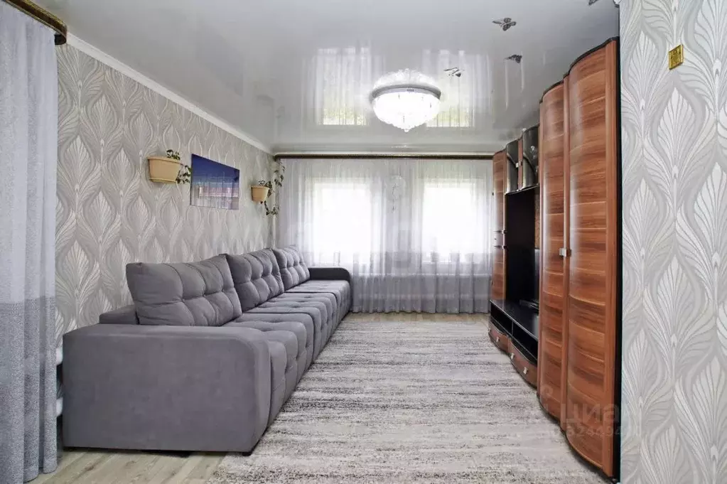 Дом в Омская область, Омск Порт-Артур мкр, ул. 3-я Красной Звезды, 61 ... - Фото 1