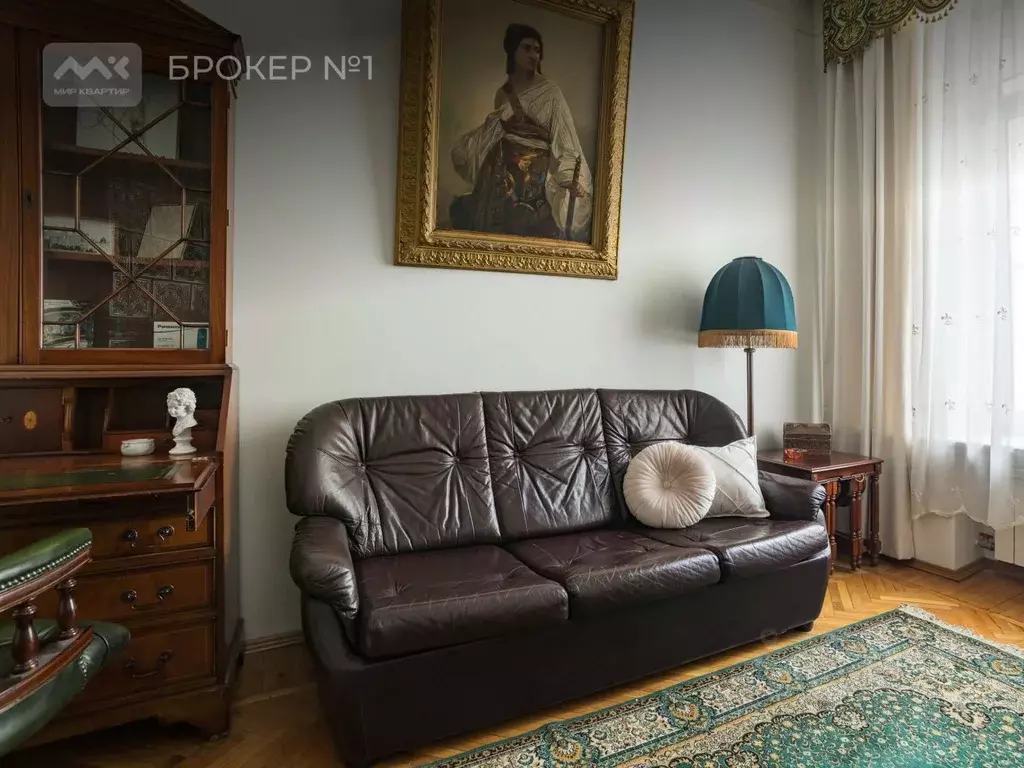 3-к кв. Санкт-Петербург Суворовский просп., 42 (70.0 м) - Фото 1