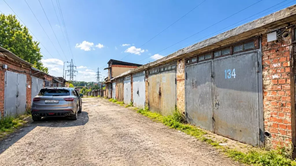 Гараж в Иркутская область, Иркутск Байкальская ул., 217А (50 м) - Фото 1