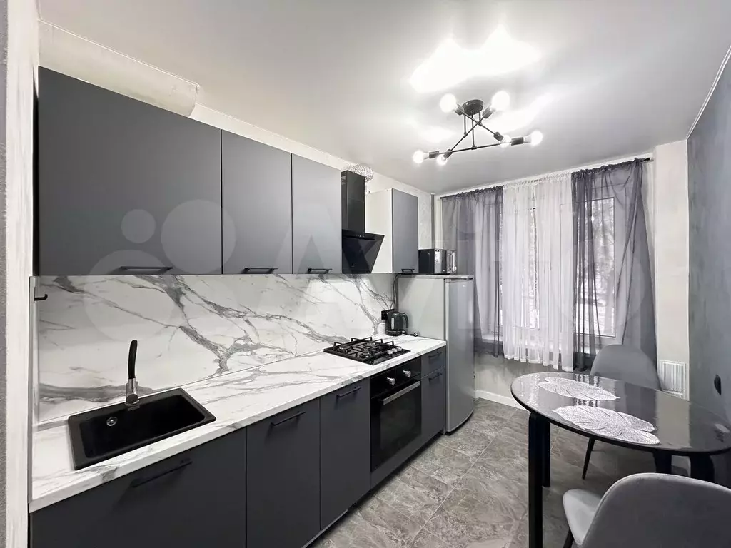 2-к. квартира, 40 м, 2/9 эт. - Фото 0