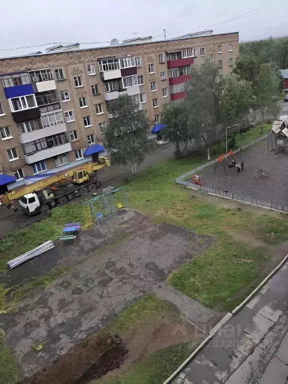 Свободной планировки кв. Коми, Инта ул. Дзержинского, 19 (61.5 м) - Фото 1