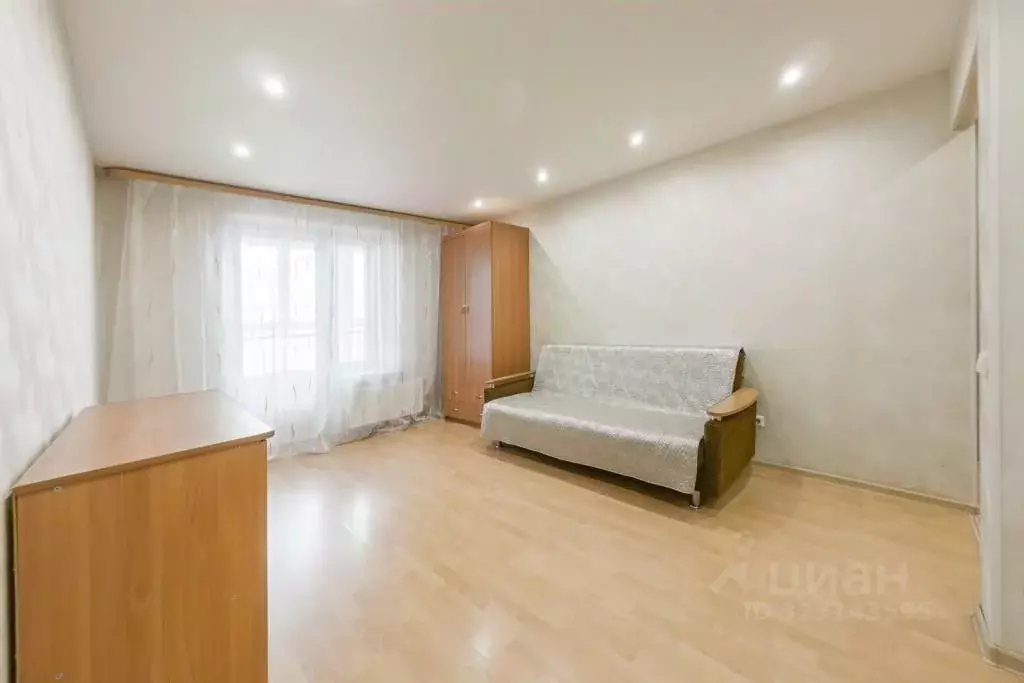 1-к кв. Свердловская область, Екатеринбург ул. Смазчиков, 3 (40.0 м) - Фото 1