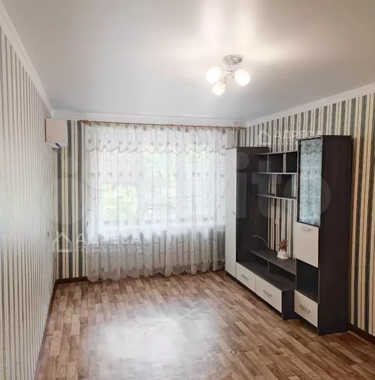 1-к. квартира, 30,2 м, 2/5 эт. - Фото 0