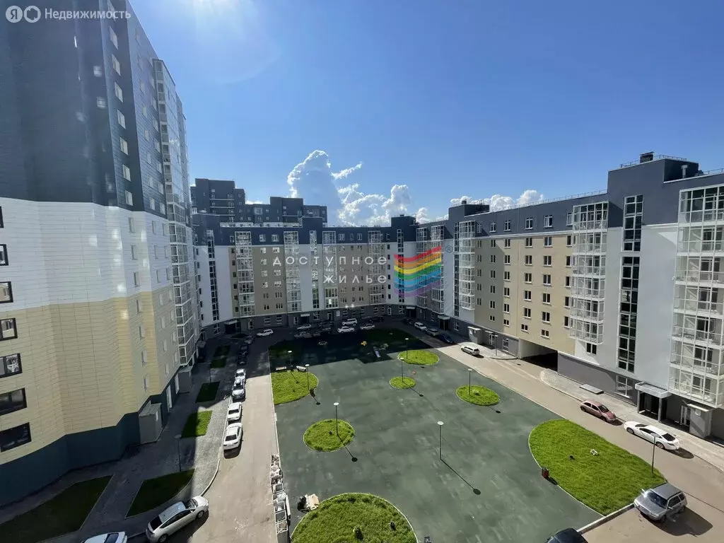 3-комнатная квартира: Красноярск, улица Петра Подзолкова, 6 (90.47 м) - Фото 1