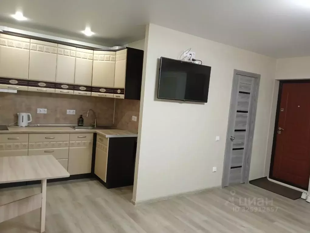 Студия Приморский край, Владивосток ул. Зеленый Бульвар, 30 (29.0 м) - Фото 1