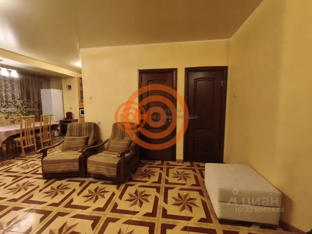 2-к кв. Тюменская область, Тюмень ул. Грибоедова, 13к3 (85.0 м) - Фото 2