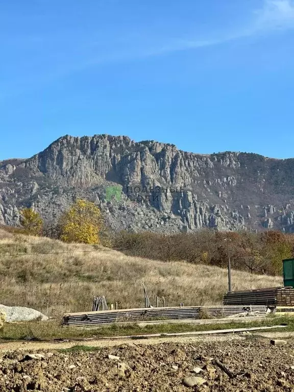 Участок в Крым, Симферополь ул. 8-я Коллективных Садов, 5 (20.0 сот.) - Фото 1