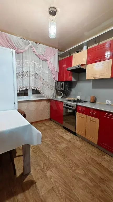 1-к. квартира, 40 м, 8/10 эт. - Фото 0