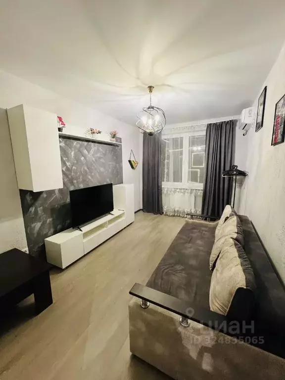 2-к кв. Краснодарский край, Краснодар ул. Западный обход, 39/2к5 (50.0 ... - Фото 1