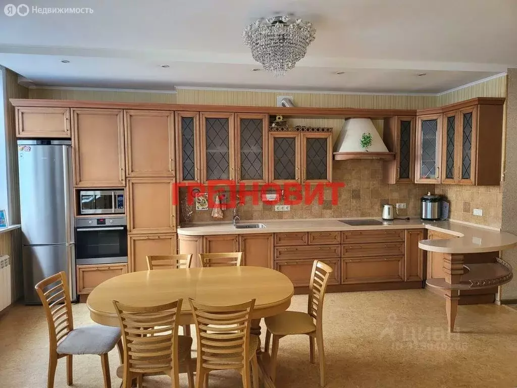3-комнатная квартира: Новосибирск, улица Державина, 77/2 (119 м) - Фото 1