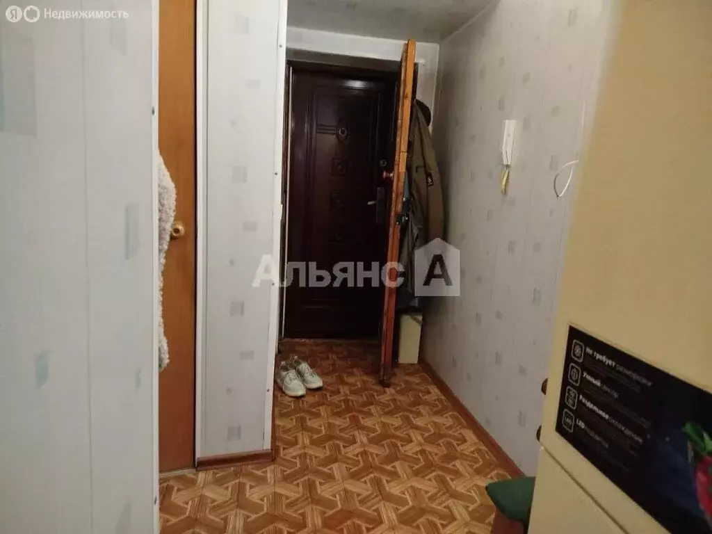 3-комнатная квартира: Каменск-Шахтинский, Украинская улица, 58 (51 м) - Фото 2