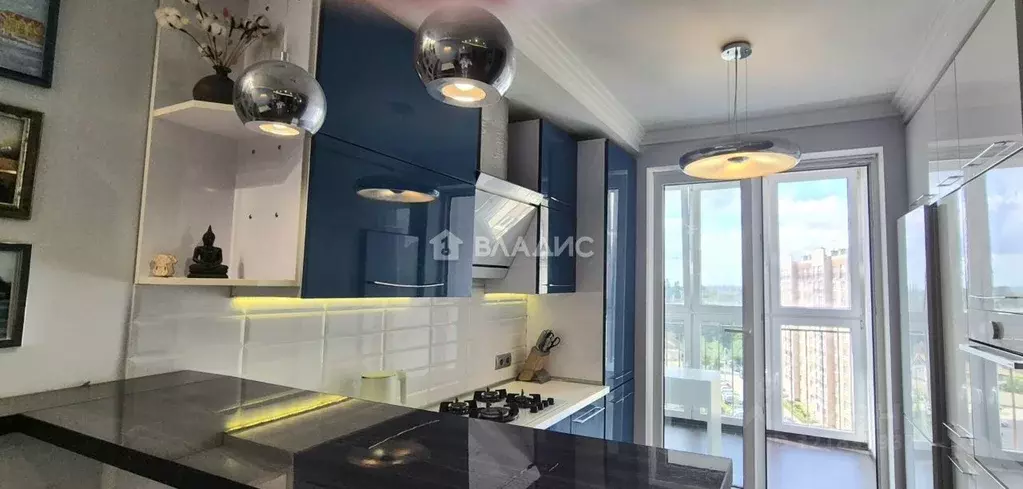 2-к кв. Калининградская область, Калининград Осенняя ул., 4 (68.6 м) - Фото 1