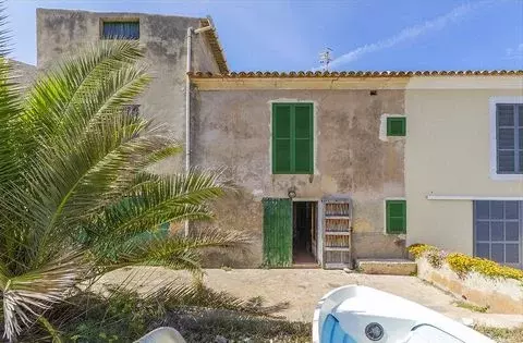Mallorca frontline house to reform with sea access for sale in on the . - Фото 0