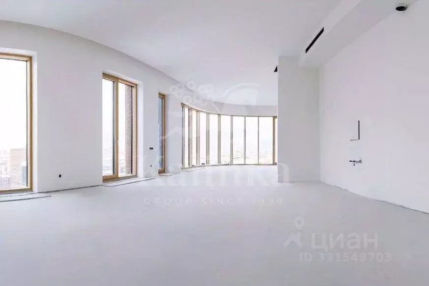 6-к кв. Москва ул. Ефремова, 10к1 (321.7 м) - Фото 2