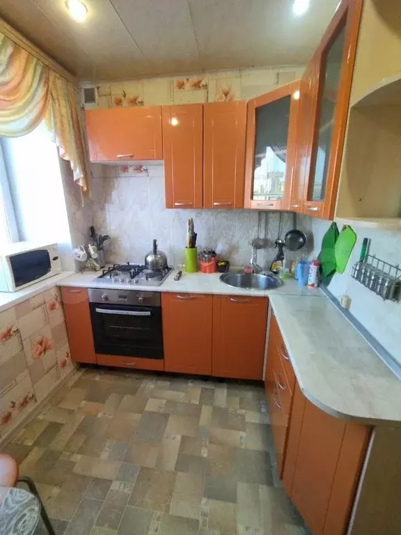 3-к. квартира, 80 м, 5/5 эт. - Фото 0