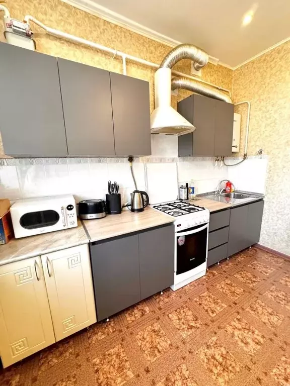 2-к кв. Тульская область, Ефремов ул. Лермонтова, 34 (64.3 м) - Фото 1