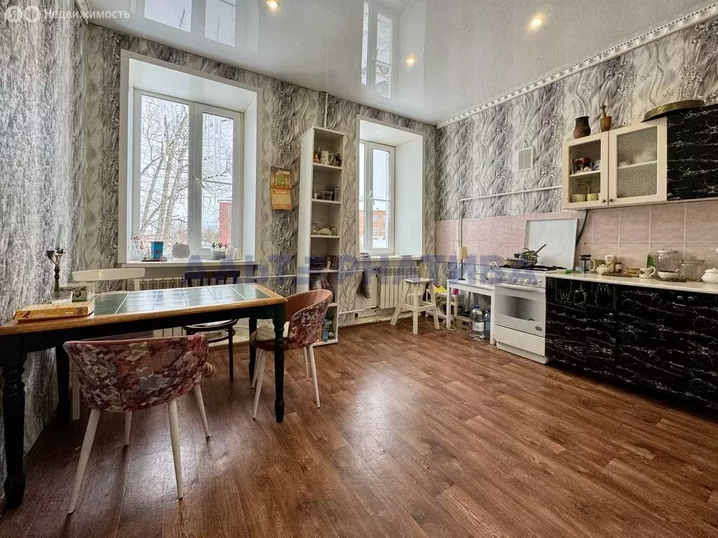 4-комнатная квартира: Переславль-Залесский, Комсомольская площадь, 1 ... - Фото 1