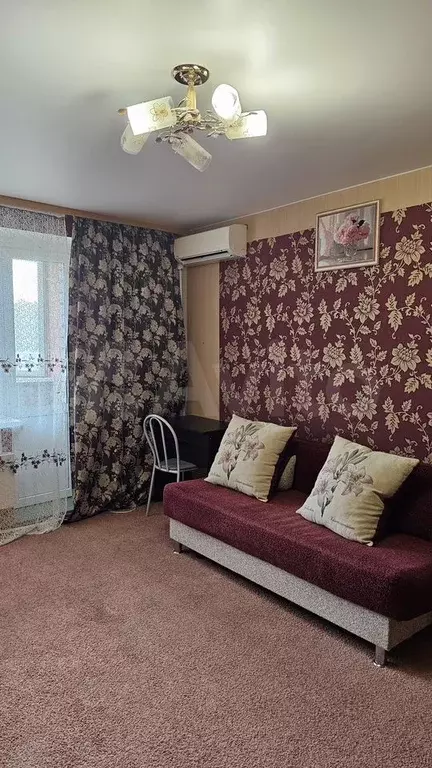 1-к. квартира, 40 м, 7/10 эт. - Фото 0