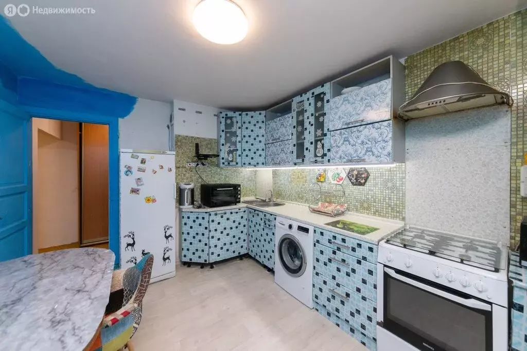 3-комнатная квартира: посёлок Любучаны, Заводская улица, 19к1 (67.6 м) - Фото 2