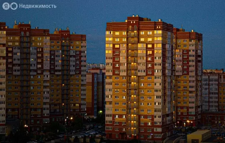 1-комнатная квартира: Тюмень, улица Николая Зелинского, 1к1 (48 м) - Фото 2