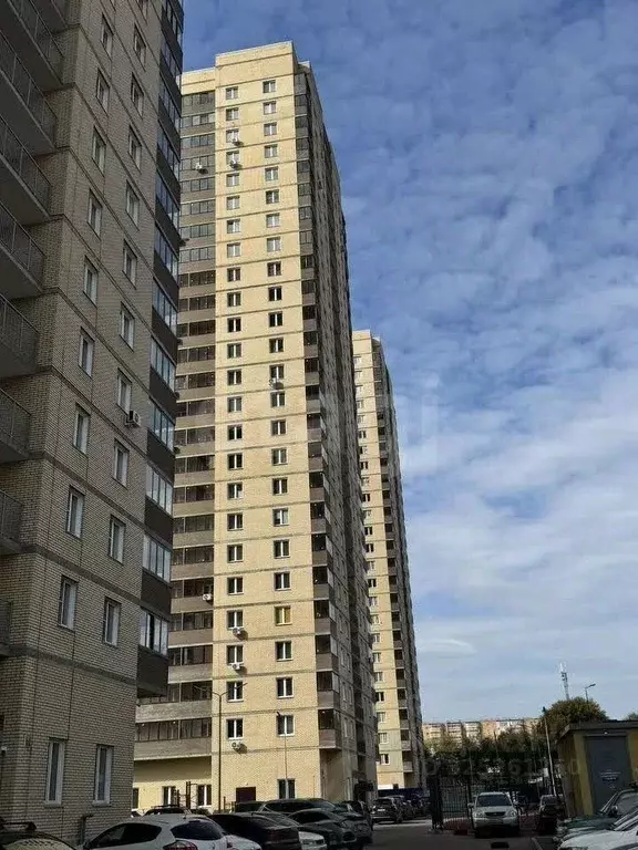 2-к кв. Красноярский край, Красноярск Дудинская ул., 5 (65.0 м) - Фото 1