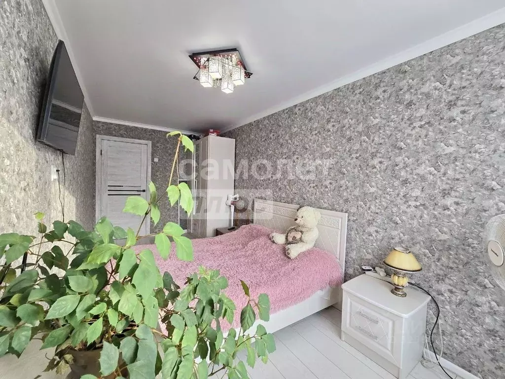 3-к кв. Калужская область, Калуга Николо-Козинская ул., 73 (59.5 м) - Фото 0