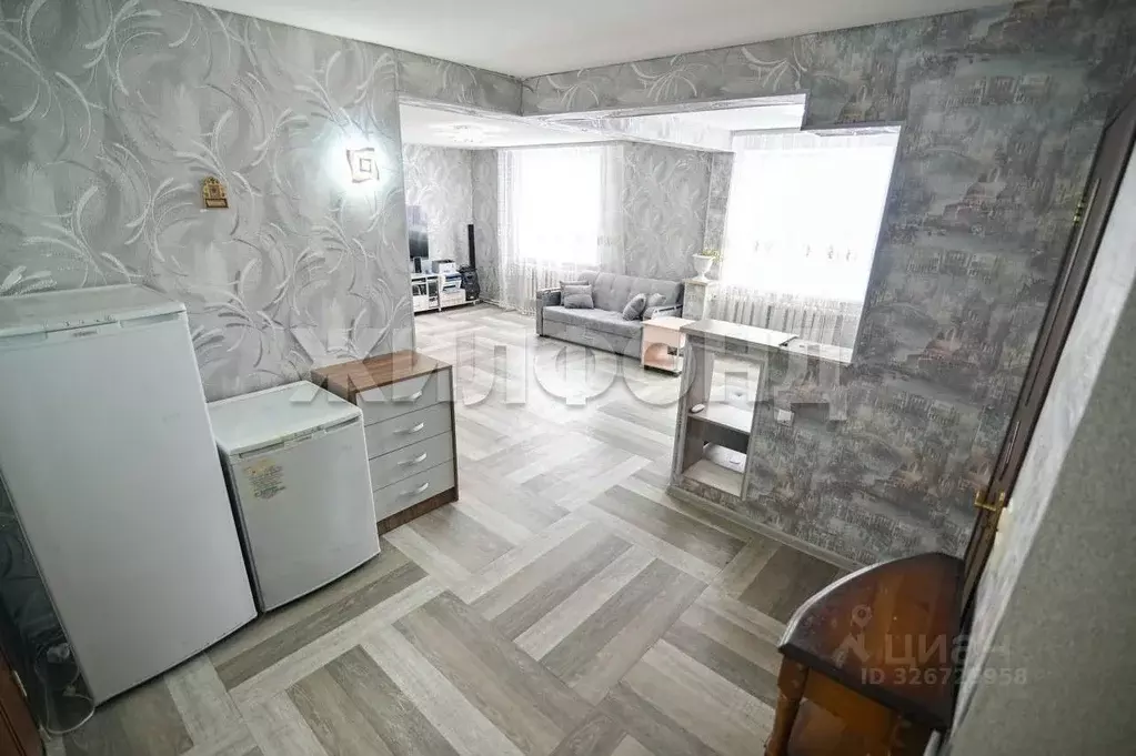 Дом в Алтайский край, Барнаул городской округ, пос. Лесной пер. 5-й ... - Фото 1