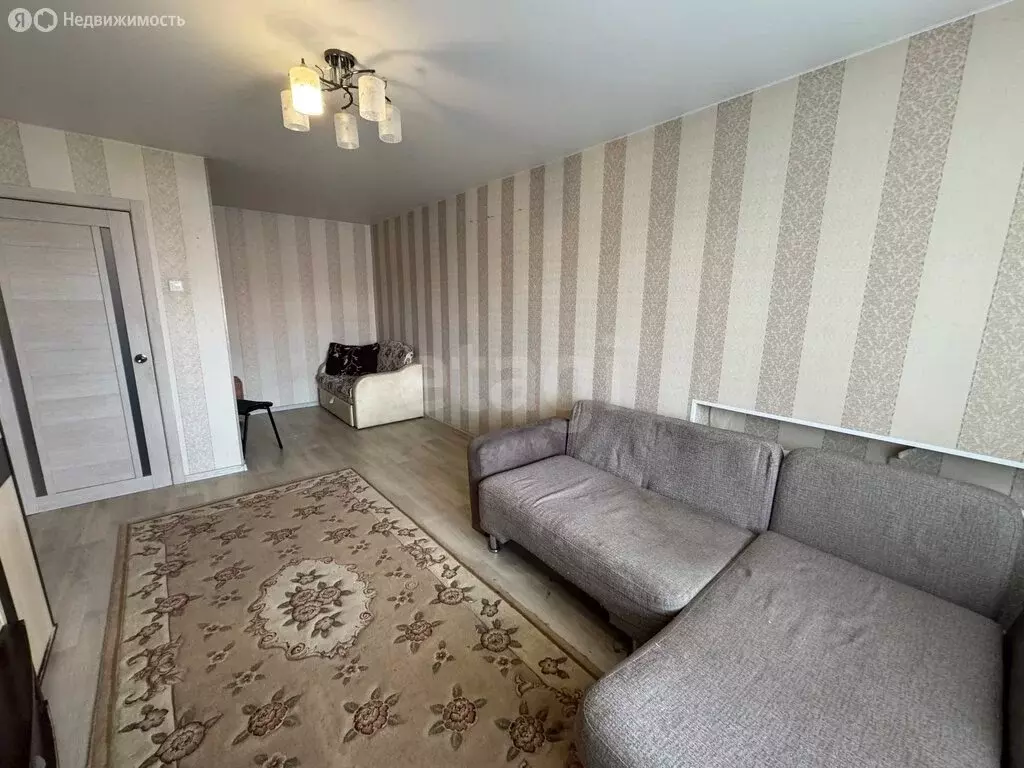 1-комнатная квартира: Курган, улица Радионова, 62 (36.4 м) - Фото 2