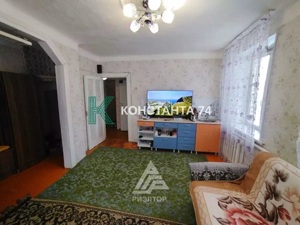 1-к кв. Челябинская область, Челябинск Вишневая ул., 37 (30.6 м) - Фото 0