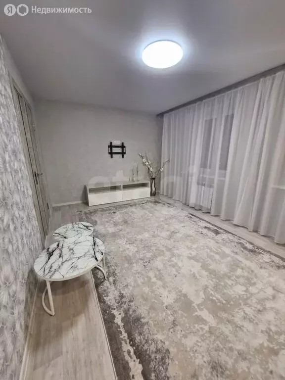 2-комнатная квартира: Чебоксары, Гражданская улица, 29 (57.9 м) - Фото 2