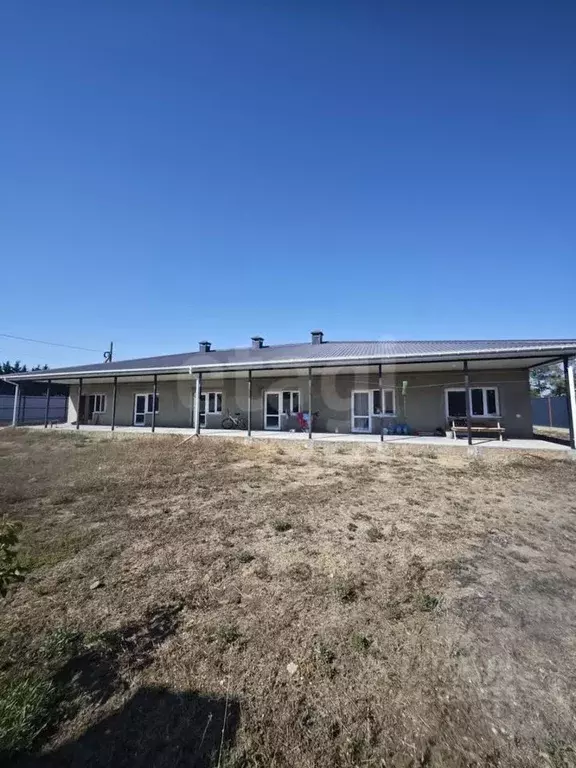 Дом в Крым, Сакский район, с. Орехово ул. Фестивальная (199 м) - Фото 1