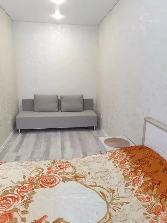 1-к кв. Брянская область, Брянск ул. Имени А.М. Рекункова, 6 (39.0 м) - Фото 2