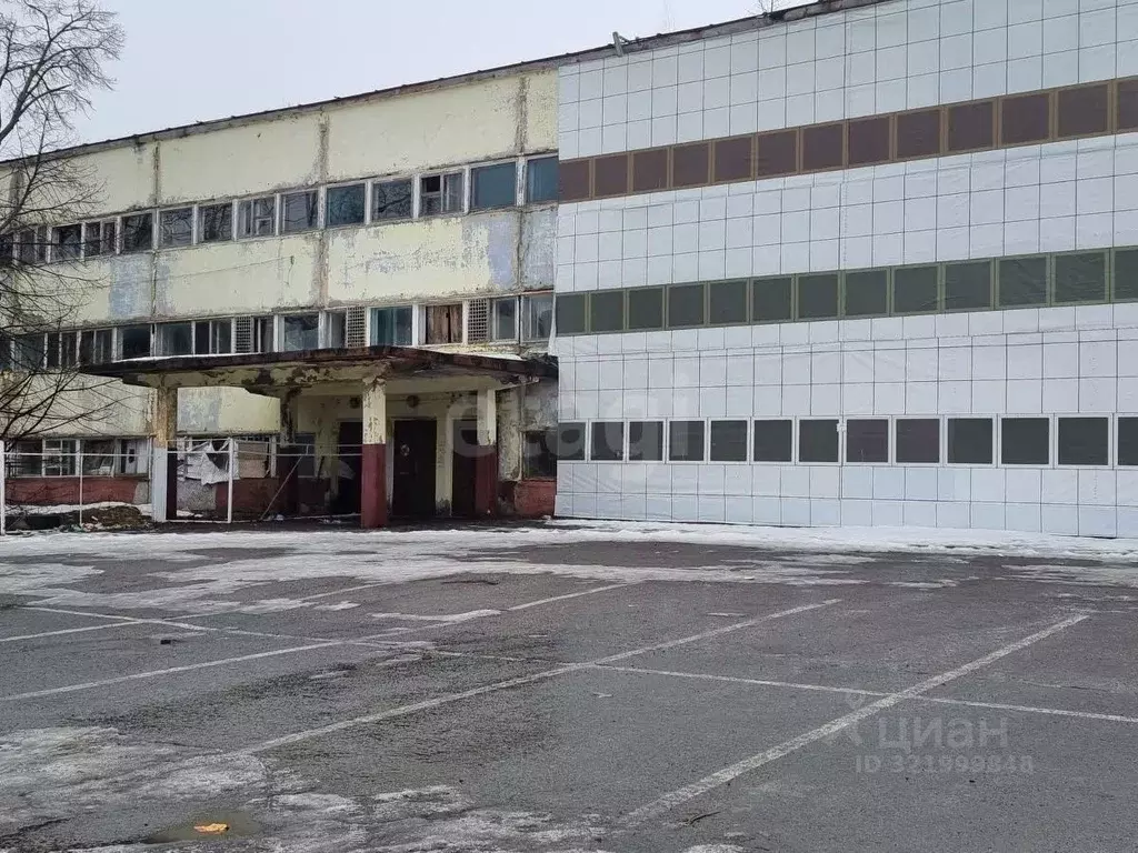 Помещение свободного назначения в Саратовская область, Балашов ул. ... - Фото 1