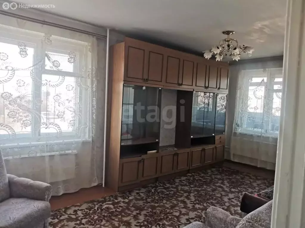 3-комнатная квартира: Новокузнецк, улица 40 лет ВЛКСМ, 116А (57 м) - Фото 1