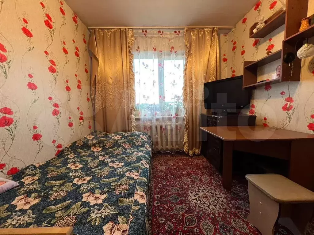 Комната 10 м в 3-к., 12/12 эт. - Фото 0