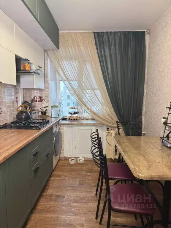 2-к кв. Нижегородская область, Бор пос. Октябрьский, ул. Победы, 18 ... - Фото 1