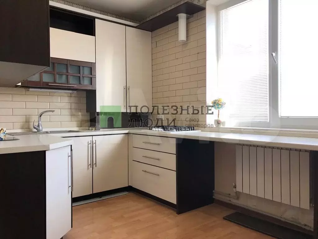 4-к. квартира, 101,8 м, 3/3 эт. - Фото 1