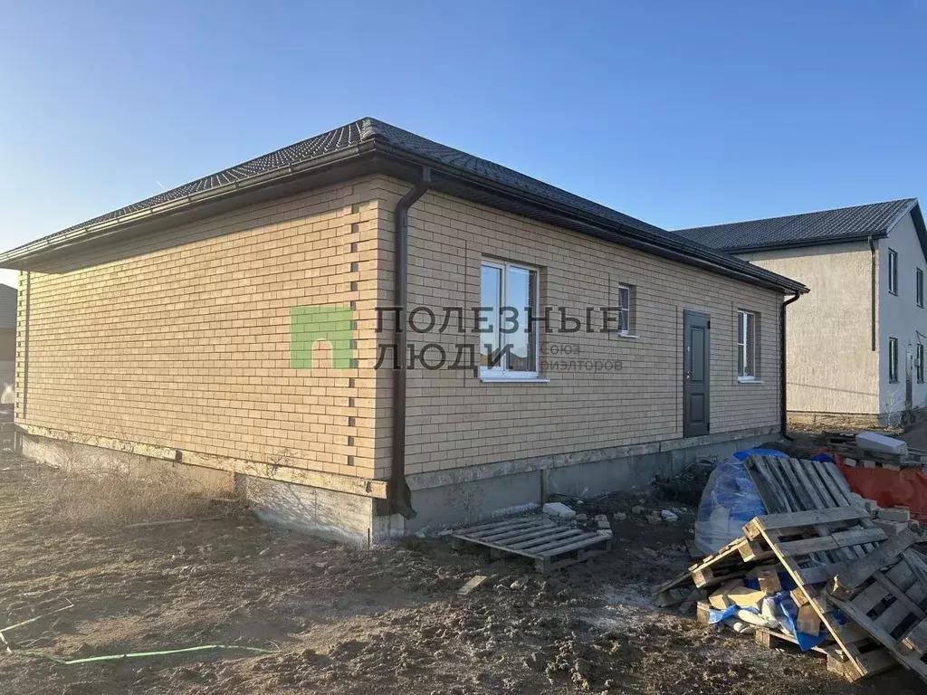 Дом в Астраханская область, Приволжский район, с. Началово, Загородный ... - Фото 2