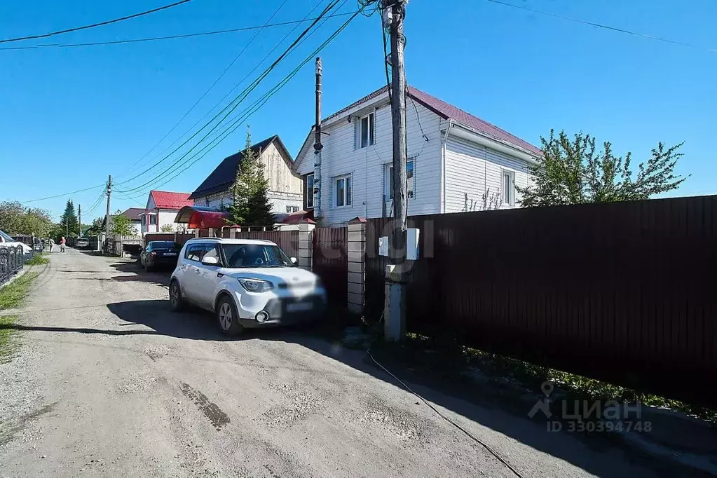 Дом в Тюменская область, Тюмень ул. 12-я Линейная (215 м) - Фото 1